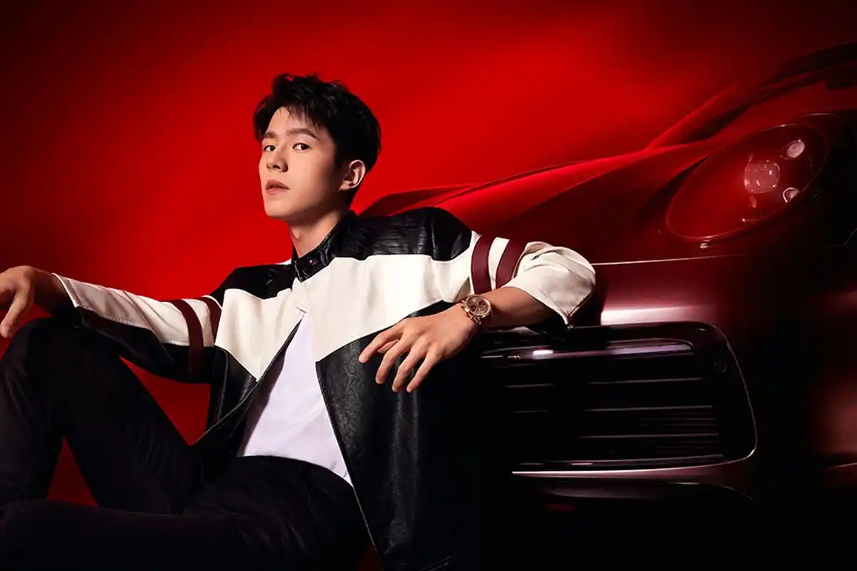 刘昊然成为泰格豪雅最新品牌代言人,他随性自信,热爱运动,拥有与泰格