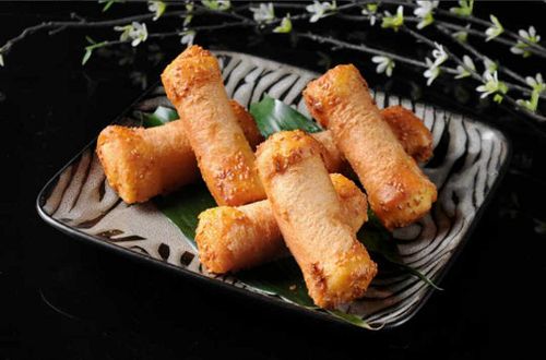 香芋 豆沙咸蛋黄_满6份包邮 香芋卷 荔浦芋香酥卷 速冻油炸半成品小吃