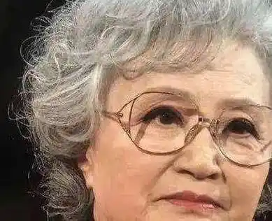 白骨精恨透导演杨洁,直到导演去世都未能释怀,原因令人唏嘘_杨春霞