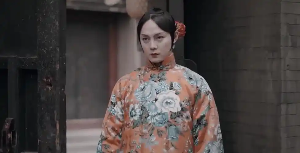 《鬓边》尹正婀娜,《成化》官鸿傲娇,耽改剧男主女性化成卖点?