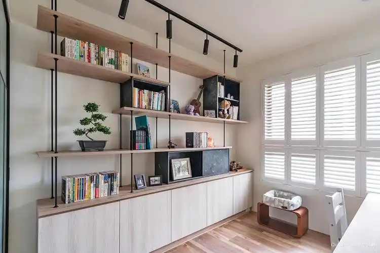 82平米两居室书房墙壁书架效果图