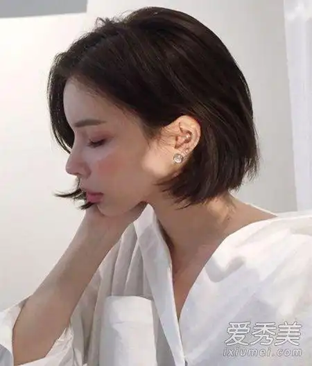 女生个子矮留长发还是短发显高 150身高的女生最佳发型