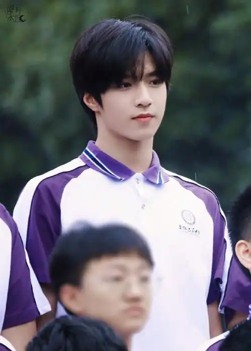 西南最帅初中生,刘耀文中考加油#刘耀文中考顺利#@时代少年团-刘耀文