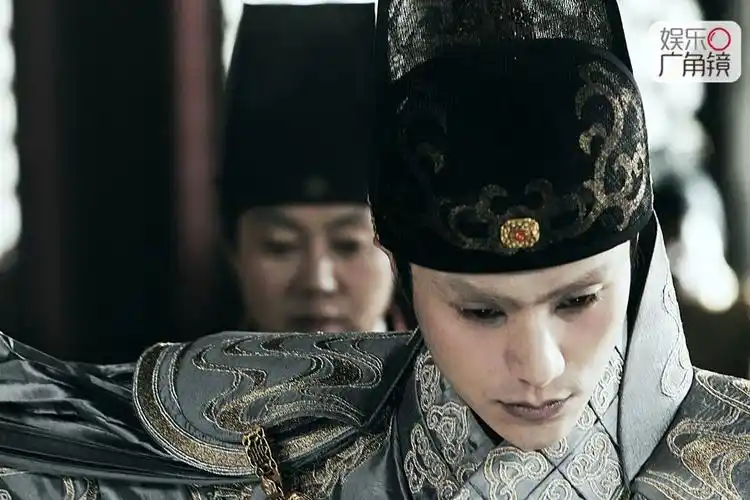 陈坤在《龙门飞甲》中饰演"东厂太监",阴柔之美,也曾引起很多话题.