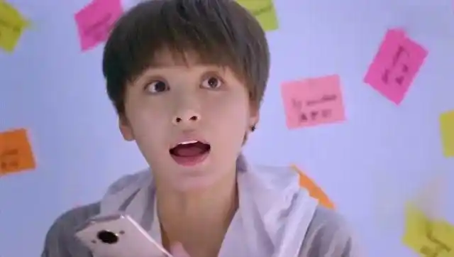 甜蜜暴击 程亚楠思念男友却把心里话误发出去!