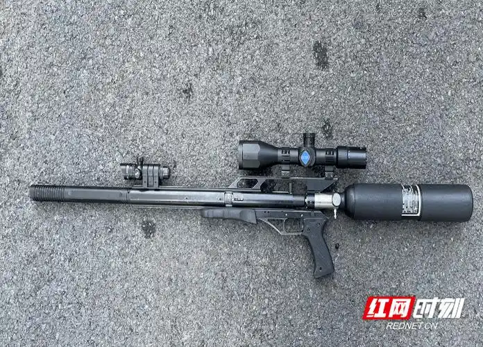 沅江男子网购枪支藏于车内不料被路过群众举报