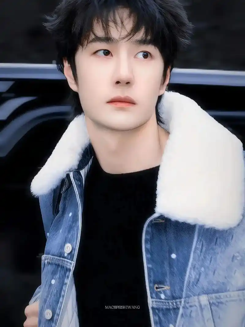 王一博 宝宝～你是一只可爱的卷毛〃∀〃狗～#loewe全球