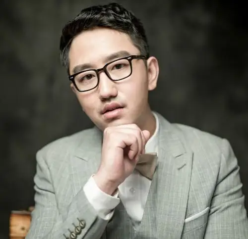 策,国服火舞,国服扁鹊,中单万花筒,单赛季虎牙第一连胜153连胜创造者