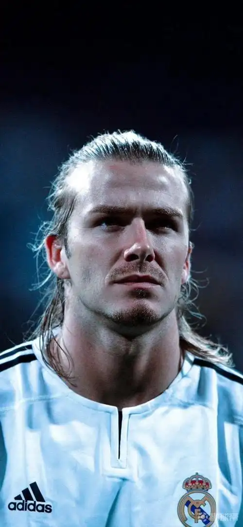 皇马时期贝克汉姆高清全屏壁纸|皇家马德里|贝克汉姆|懂球帝