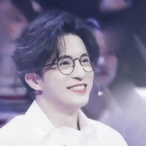 薛之谦qq头像超清超清好看的薛之谦帅气头像图片