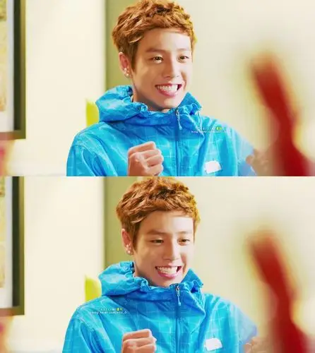 李玹雨在致美丽的你穿的这件蓝色外套求牌子