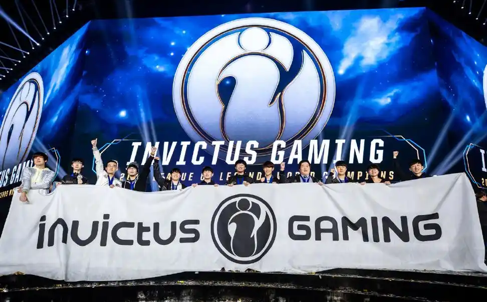 lol英雄联盟ig夺冠现场图片