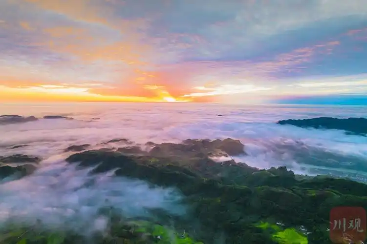 风光旖旎 四峨山日出美景超仙气-上游新闻 汇聚向上的力量