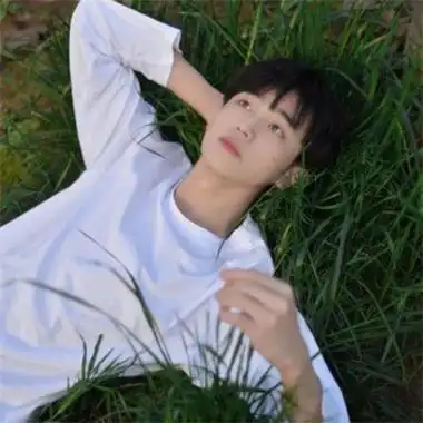 很温柔很干净的男生头像图片