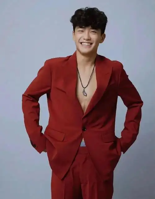 曹格一双儿女长大变化也太大了吧让人眼前一亮