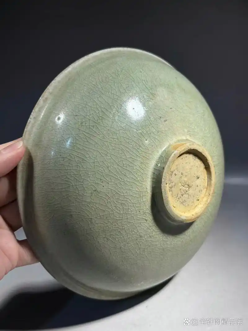 精品收藏 北宋 龙泉金村窑青釉刻花碗. ​尺寸:高:5