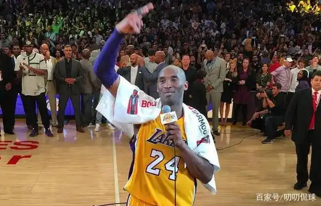 当年科比的告别之战,整个nba充斥着离别的愁绪,纵然心中万般不舍,但