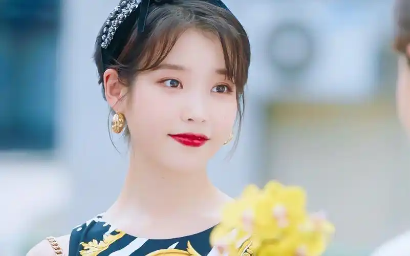 iu | 德鲁纳酒店 cr:边五爷 - 堆糖,美图壁纸兴趣社区
