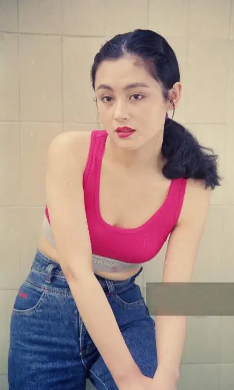 内地第一美女陈红旧照曝光性感撩人难怪陈凯歌为之倾倒