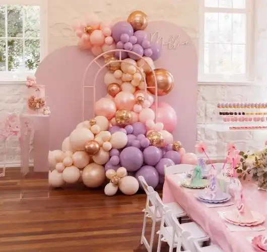 气球派对简约风小场景生日派对布置