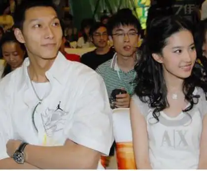 阿联送刘亦菲贵重手镯遭拒 ,神仙姐姐事业正当红,选择维持友谊_易建联