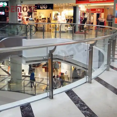 出口阳台栏杆 商场弧形玻璃护栏 曲面玻璃 316钢板立柱