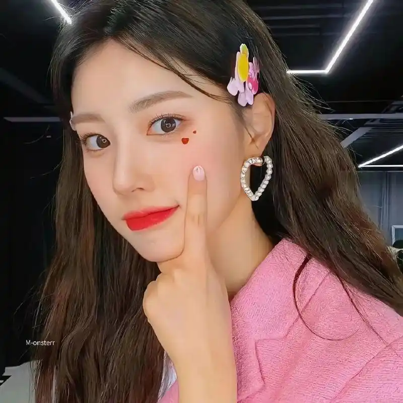 粉色系温柔女生头像 超级温柔的女生头像来啦 粉色系好看高级感 图片