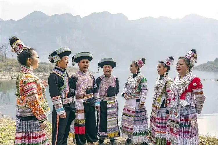 牢记嘱托 感恩奋进 | 黔西县化屋村:朝气蓬勃迎新春