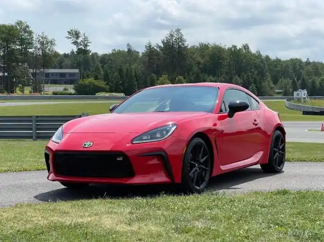 2022款全新丰田gr86来了小跑车有何改进之处