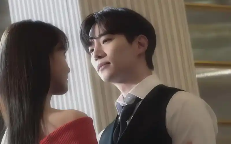 林允儿x李俊昊"他有在认真的看他的新娘""连工作人员都会起哄的般配!