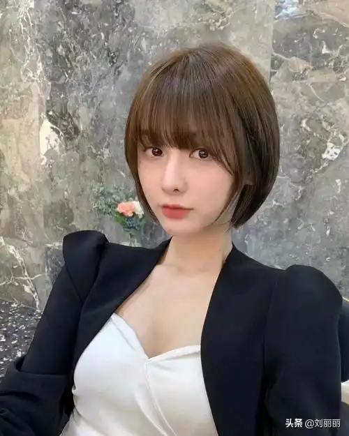 2021短发大全100多款,剪剪烫烫染染就是不一样,快挑一款吧