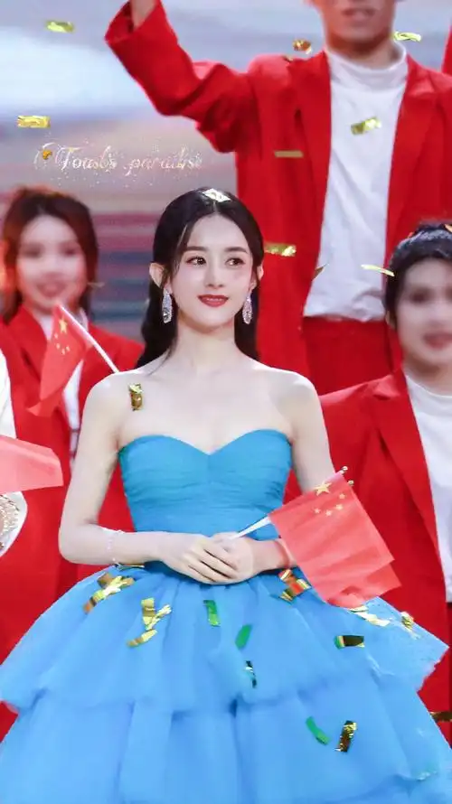 我要这样的 你懂吗@赵丽颖工作室  这里面的发型有散发有编发有盘发有