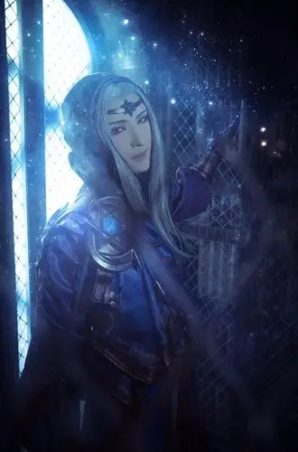 请容许在下借由这浩瀚星辰,为你占卜未来