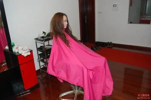 三位美女围布秀(14)