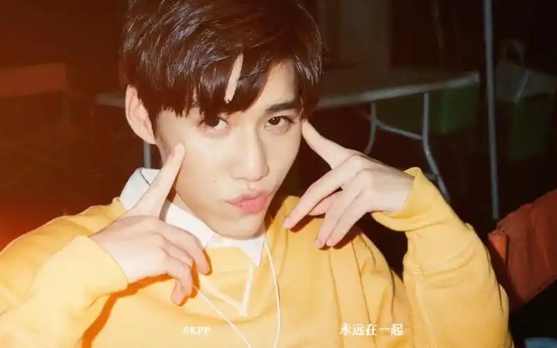 【bkpp】最新合体,pp又楼bk肩啦,俩人甜到mv都能拿来嗑糖了