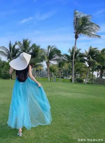 蓝色长裙的美女,仙气飘飘,怎不令人心动