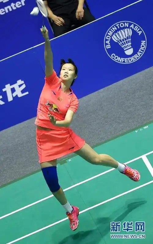 亚锦赛:李雪芮胜王仪涵 晋级决赛(组图)