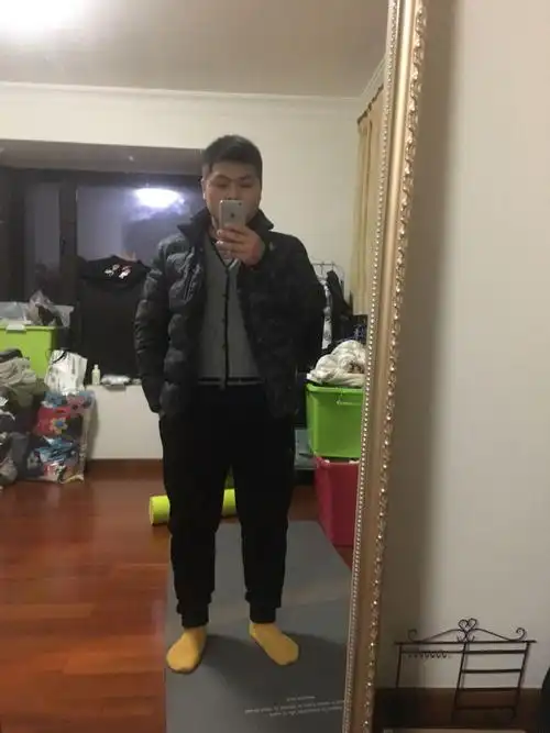 冬天想买身衣服穿,但今年胖的太厉害了,身高173,体