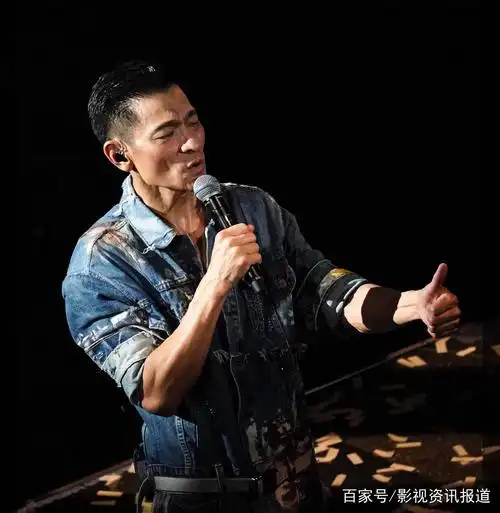 刘德华演唱会持续火爆!圣诞节会不会是个惊喜演唱会!期待!