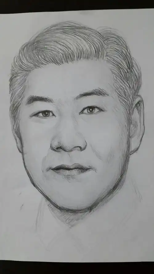 2018年吴元春现代写意人物班第3课《成年男性头像素描写生(一)》