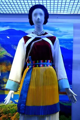 纳西族服饰 - 美篇