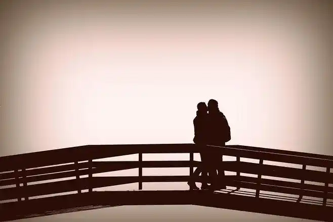 内心的爱意 情意浓浓又富有创意的情侣照_组图-蜂鸟网