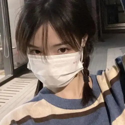 17岁同一个女生真人超好看戴口罩可爱头像(精选多张)图片
