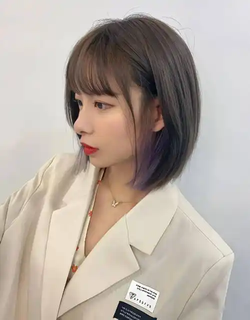 2023夏天超火的"挂耳染短发"_发型_中国_形象