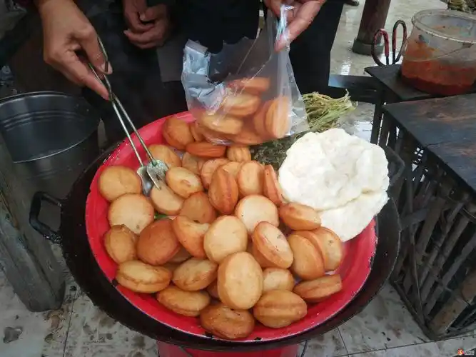 油炸粑儿时的美味渐成乡愁