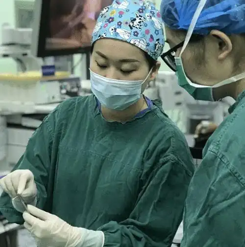 95后护士有心了,手绘记录无影灯下手术配合要点|手术室|护士长_网易