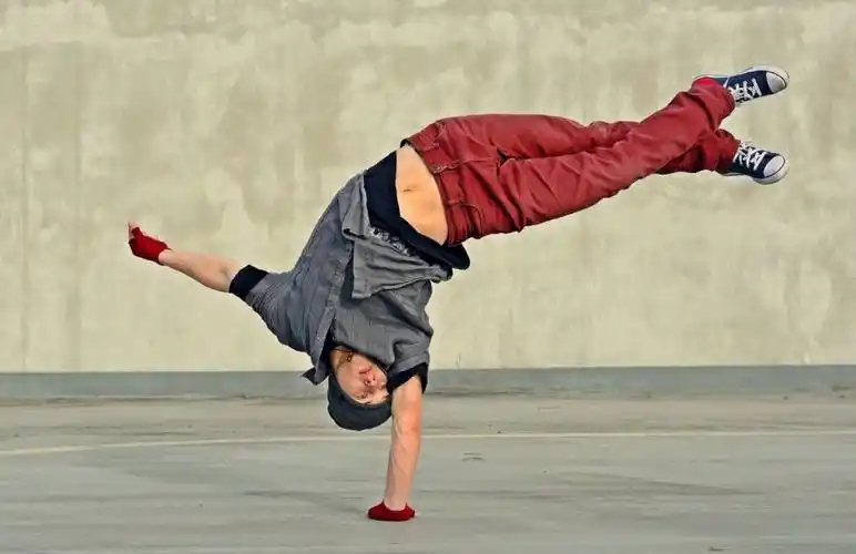 街舞图片壁纸超高清速来领取