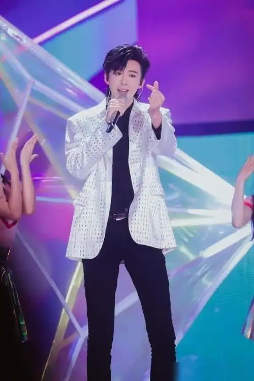 男演员身高有多重要看想你檀健次和一念刘宇宁就知道了