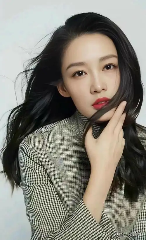 李沁明星壁纸(55)