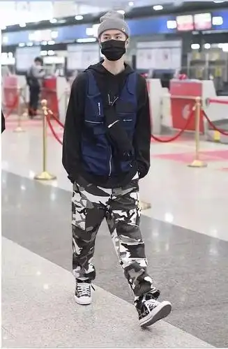 11,王一博—converse x jwa grid chuck 70 hi